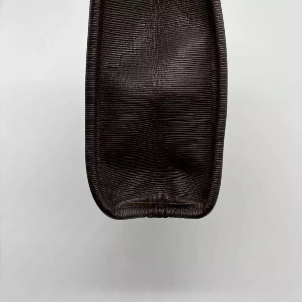 BURBERRY ✨Burberrys Nova check clutch bag